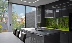 szürke magasfényű modern konyha képek